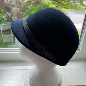 Wild horses run free wool m hat